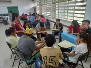 Rueda de charla jóvenes Orán